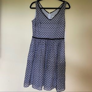 NWT Badgley Mischka black and White dress